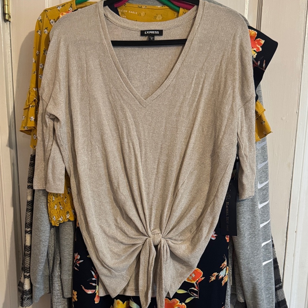 Women’s express top